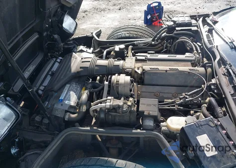 1993 Chevrolet Corvette from USA, damaged, VIN 1G1YY23P5P5119751